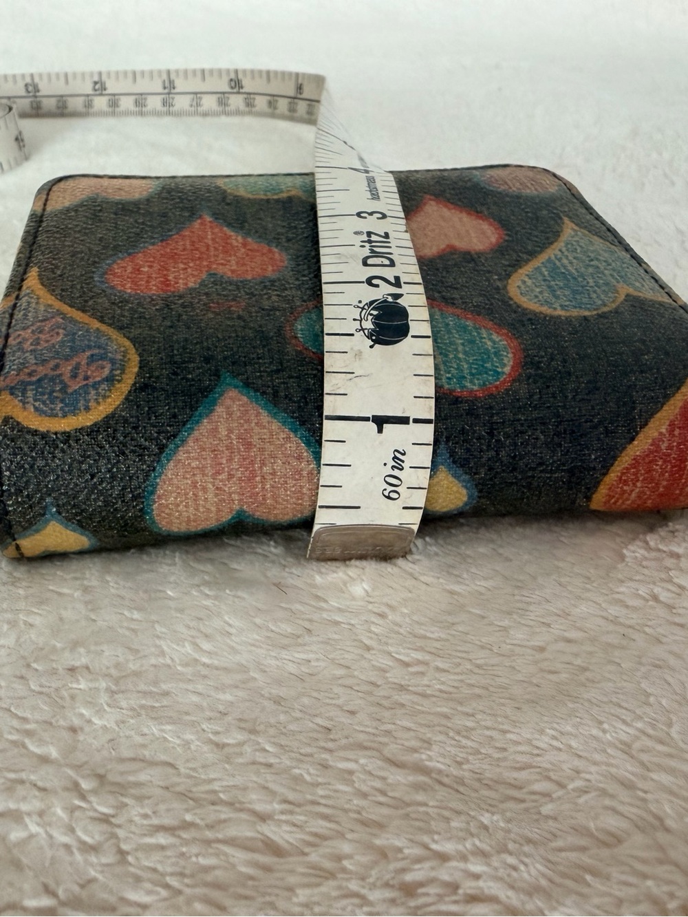Dooney & Bourke Heart Print Zip Around Wallet Coin Purse - Picture 10 of 10